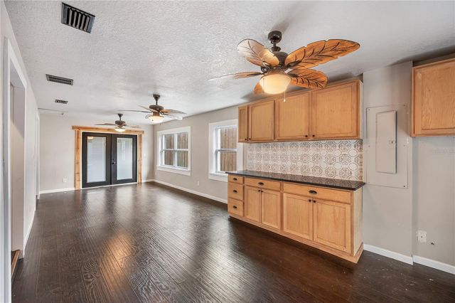 132 ALACHUA DRIVE, Winter Haven, FL 33884