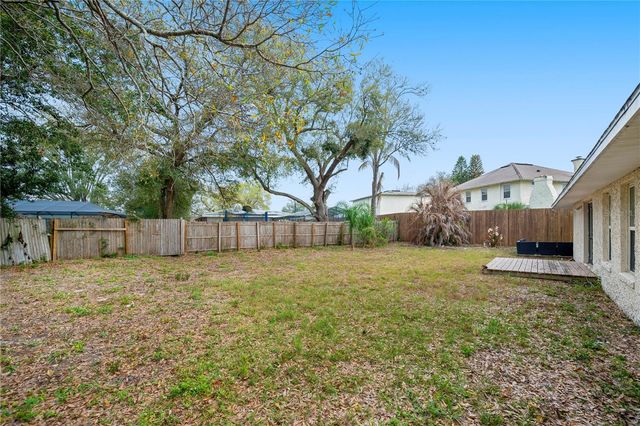 132 ALACHUA DRIVE, Winter Haven, FL 33884