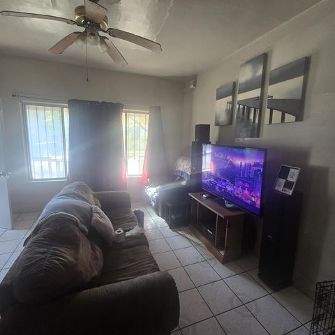 1206 W Scott STREET, Milwaukee, WI 53204