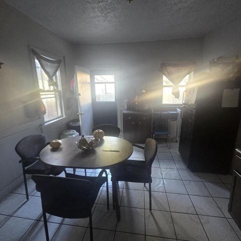 1206 W Scott STREET, Milwaukee, WI 53204