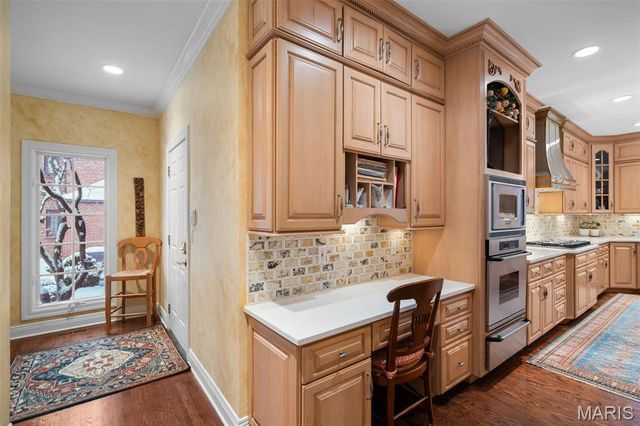 55 Fair Oaks Drive, Ladue, MO 63124