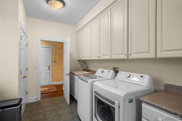 55 Fair Oaks Drive, Ladue, MO 63124