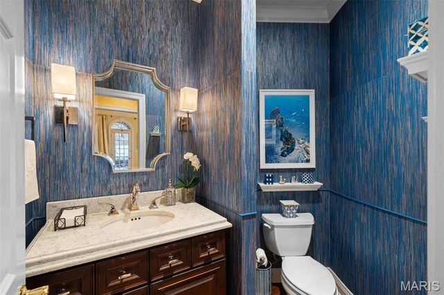 55 Fair Oaks Drive, Ladue, MO 63124