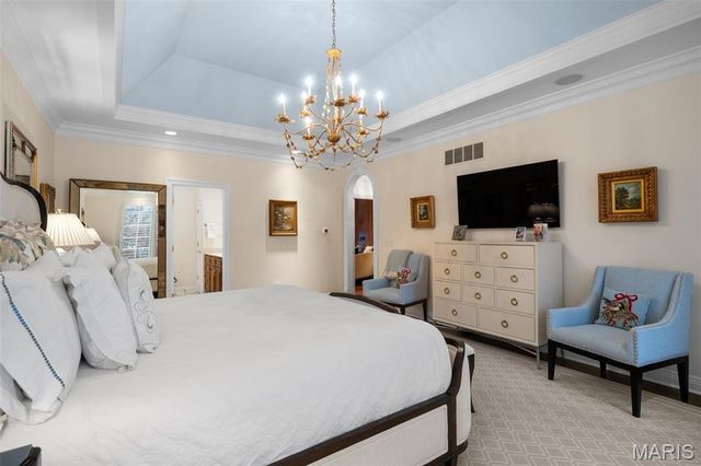 55 Fair Oaks Drive, Ladue, MO 63124