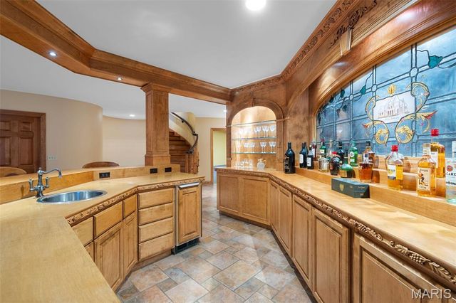 55 Fair Oaks Drive, Ladue, MO 63124