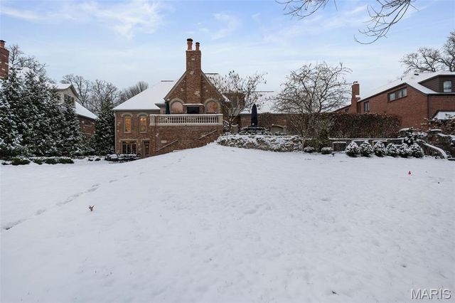 55 Fair Oaks Drive, Ladue, MO 63124