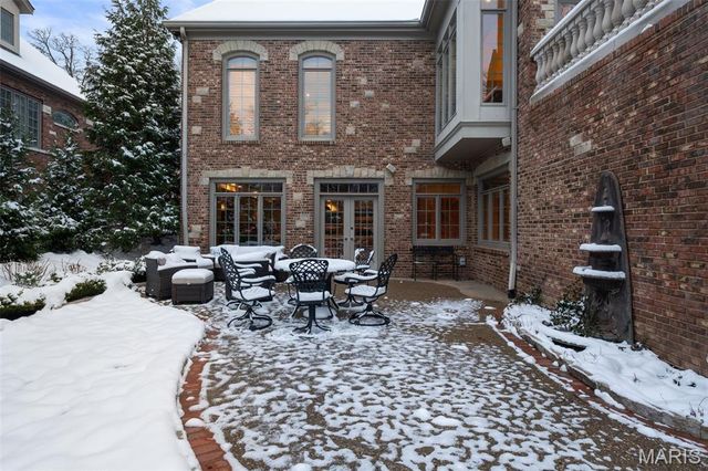 55 Fair Oaks Drive, Ladue, MO 63124