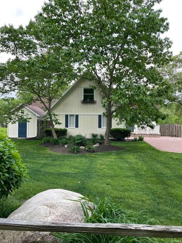 54028 Eastview Drive, Bristol, IN 46507