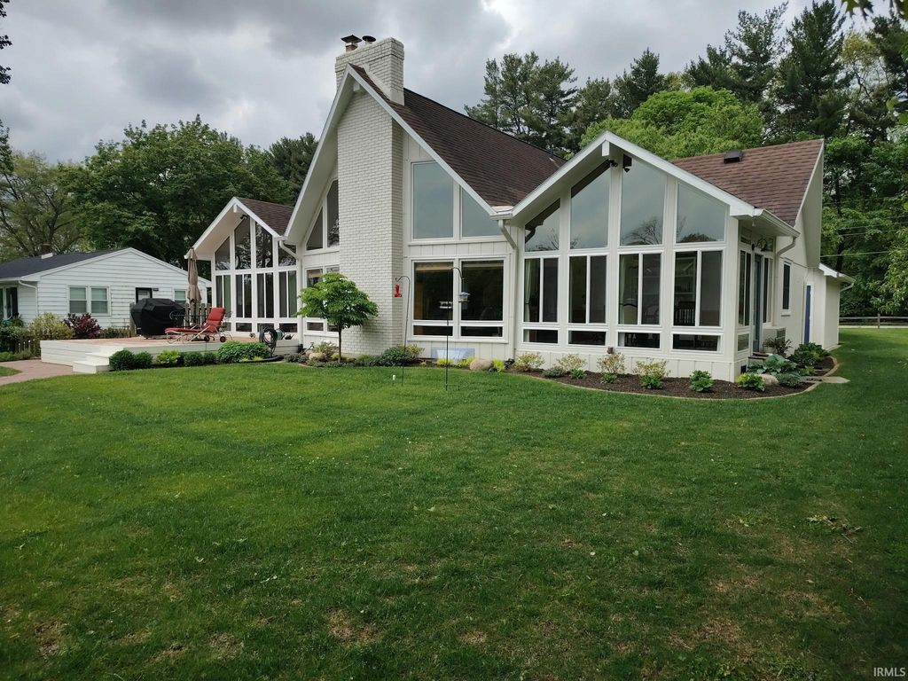 54028 Eastview Drive, Bristol, IN 46507