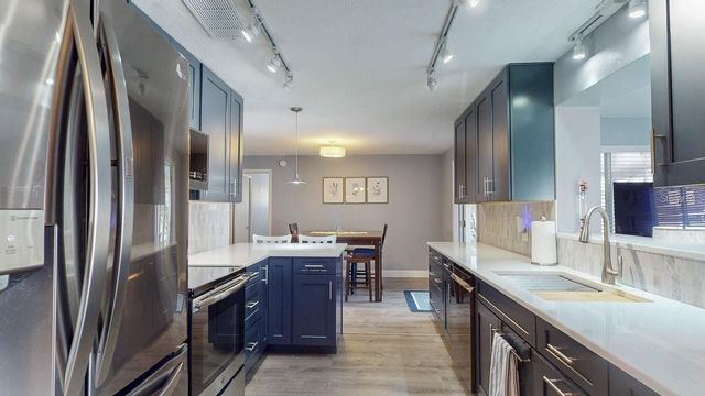 3075 ROSERY ROAD NE, Largo, FL 33771