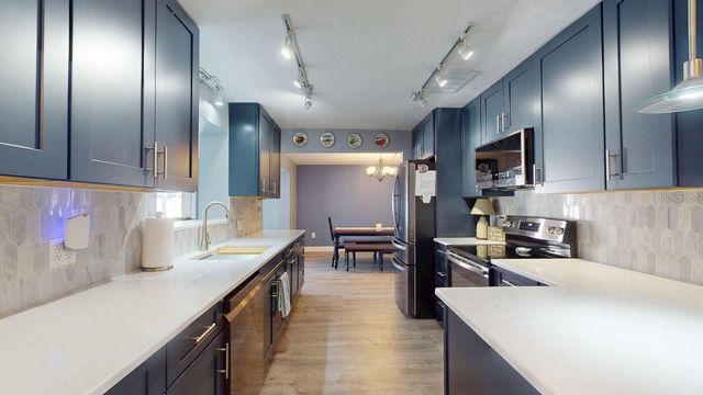 3075 ROSERY ROAD NE, Largo, FL 33771