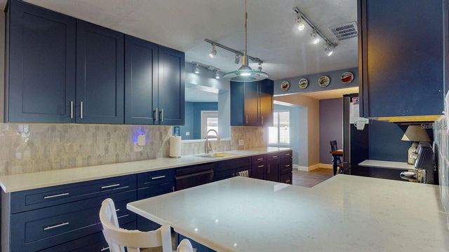 3075 ROSERY ROAD NE, Largo, FL 33771