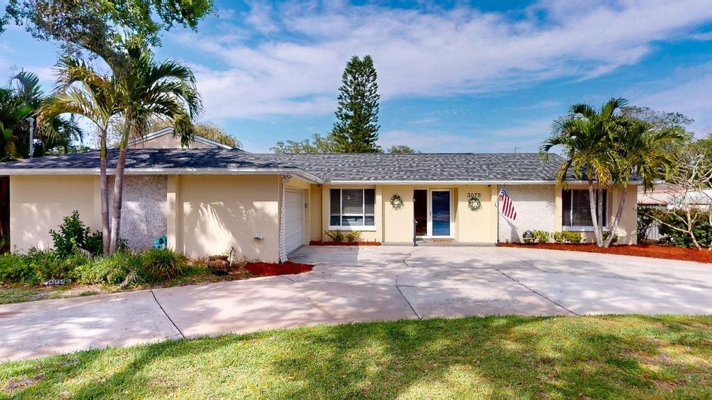 3075 ROSERY ROAD NE, Largo, FL 33771