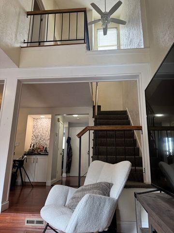 909 Pleasant St. 14, Weymouth, MA 02189