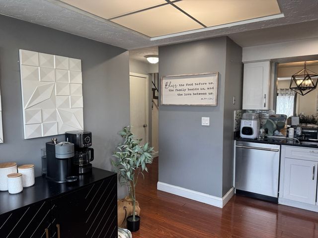 909 Pleasant St. 14, Weymouth, MA 02189