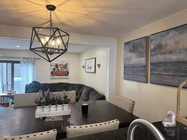 909 Pleasant St. 14, Weymouth, MA 02189
