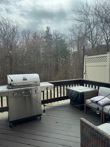 909 Pleasant St. 14, Weymouth, MA 02189
