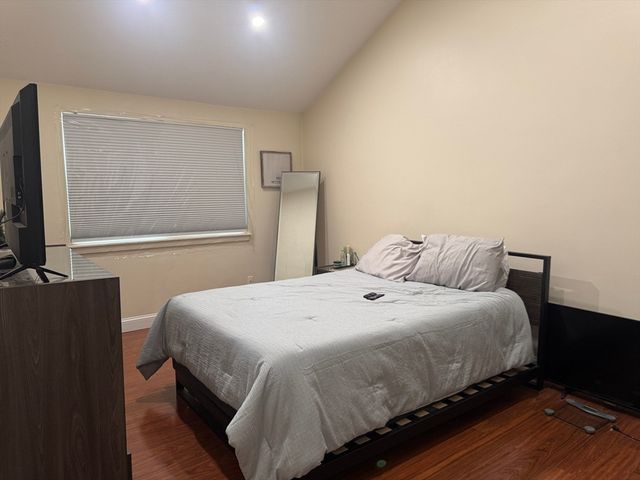 909 Pleasant St. 14, Weymouth, MA 02189