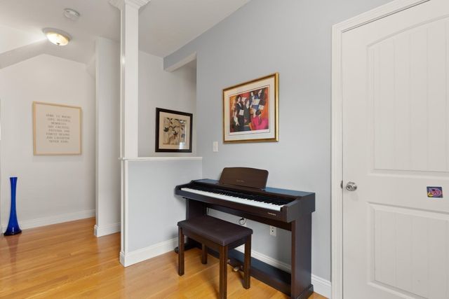 51 Wyman Ter B, Arlington, MA 02474