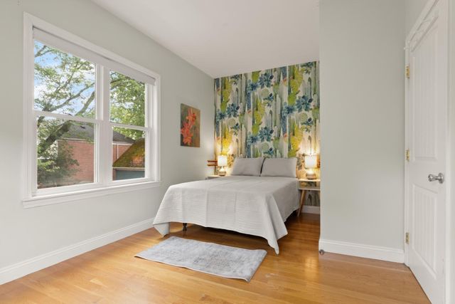 51 Wyman Ter B, Arlington, MA 02474