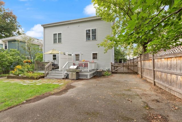 51 Wyman Ter B, Arlington, MA 02474