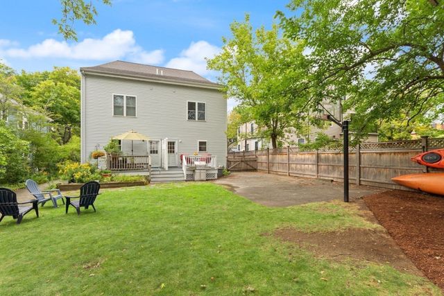 51 Wyman Ter B, Arlington, MA 02474