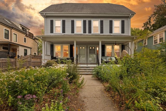 51 Wyman Ter B, Arlington, MA 02474
