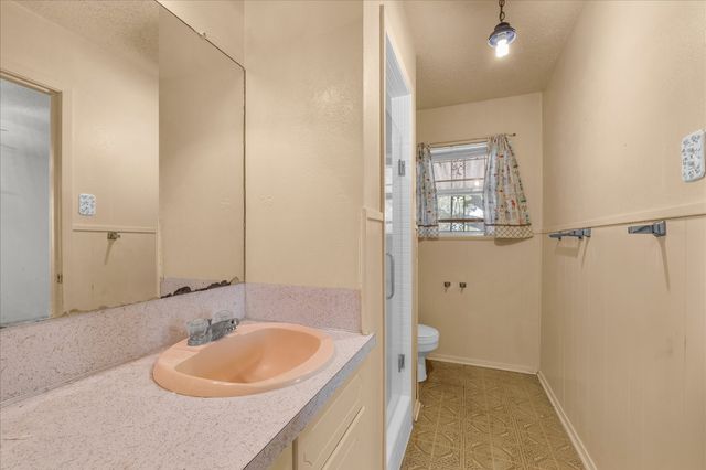 6100 Haden Drive, Waco, TX 76710