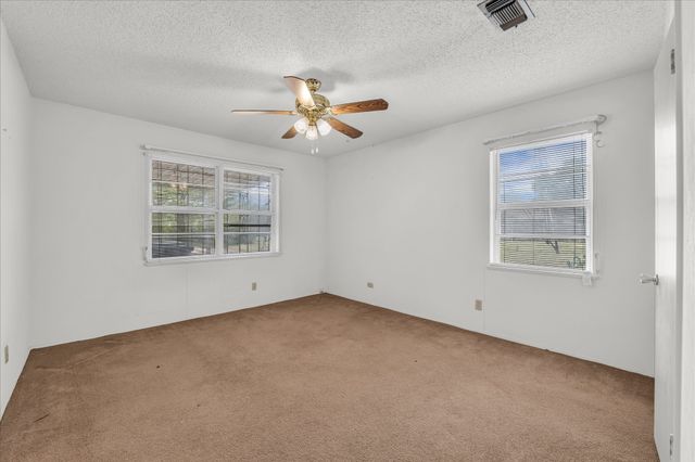 6100 Haden Drive, Waco, TX 76710