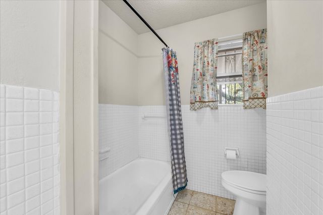 6100 Haden Drive, Waco, TX 76710