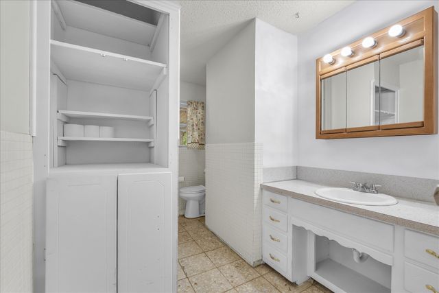 6100 Haden Drive, Waco, TX 76710