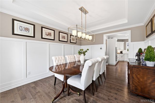 5527 Meadowglen Drive, Clarence, NY 14032