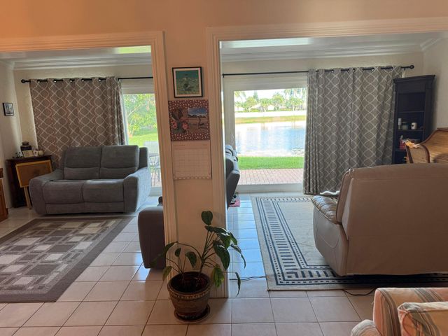 10548 GREENTRAIL Drive S, Boynton Beach, FL 33436