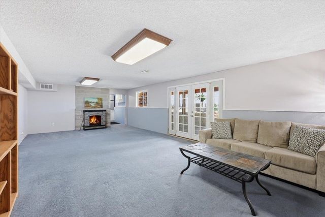 15009 E Cooper Rd, Mead, WA 99021