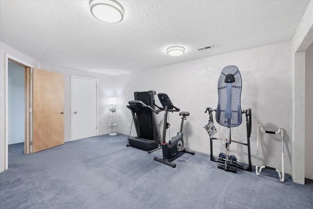15009 E Cooper Rd, Mead, WA 99021