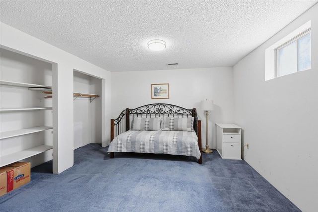 15009 E Cooper Rd, Mead, WA 99021