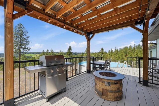 15009 E Cooper Rd, Mead, WA 99021