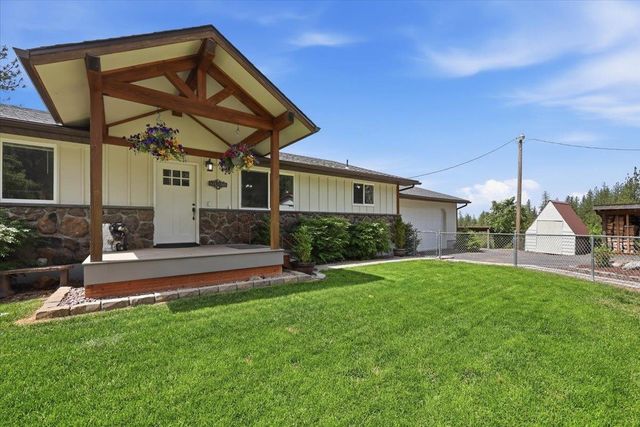 15009 E Cooper Rd, Mead, WA 99021