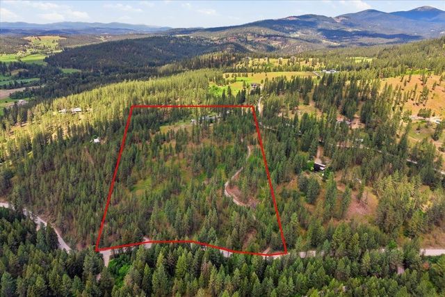 15009 E Cooper Rd, Mead, WA 99021