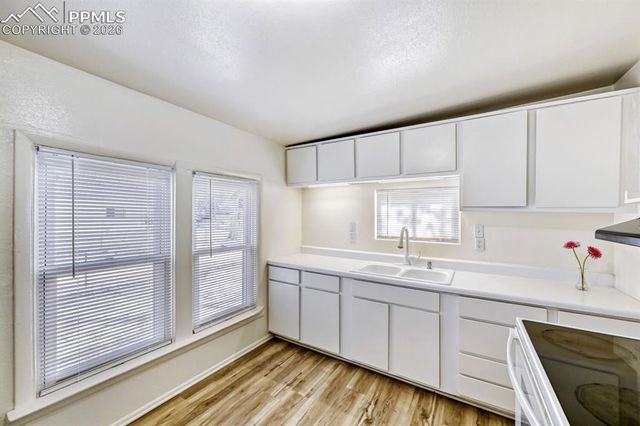 2428 E Monument Street, Colorado Springs, CO 80909