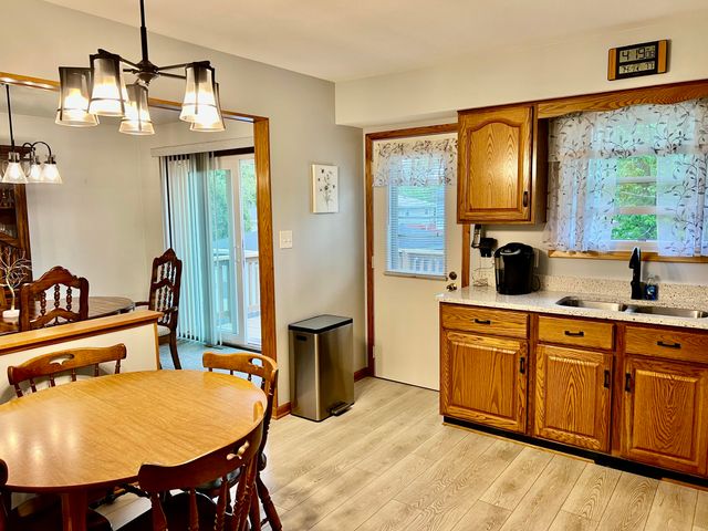 829 Tyler Avenue, Dyer, IN 46311