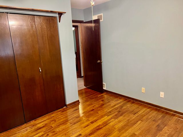829 Tyler Avenue, Dyer, IN 46311