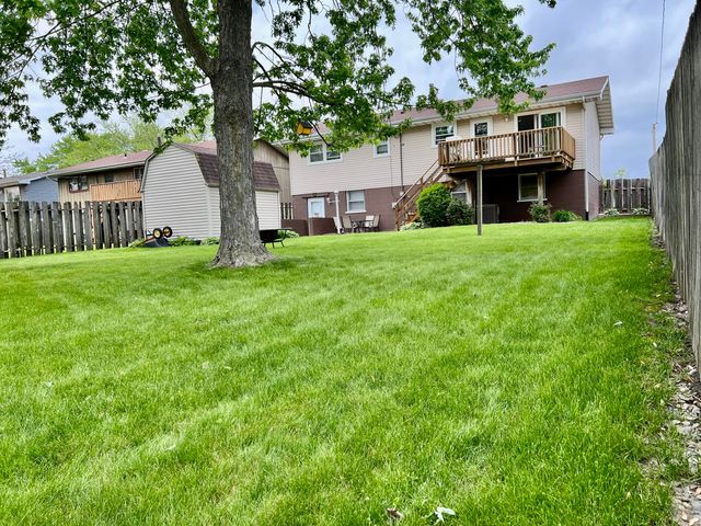 829 Tyler Avenue, Dyer, IN 46311