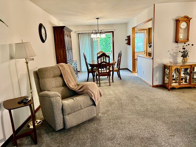 829 Tyler Avenue, Dyer, IN 46311