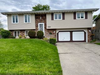 829 Tyler Avenue, Dyer, IN 46311