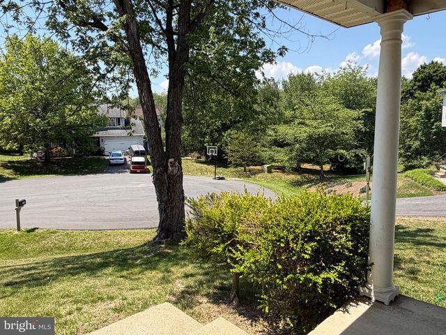 104 KAPOK CIR, Winchester, VA 22602