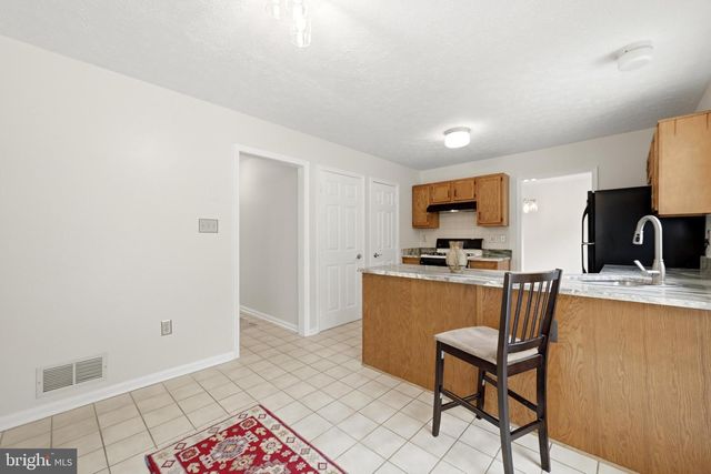 104 KAPOK CIR, Winchester, VA 22602