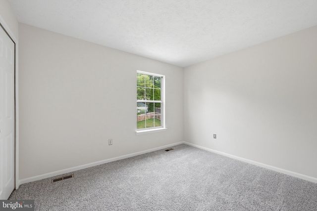 104 KAPOK CIR, Winchester, VA 22602