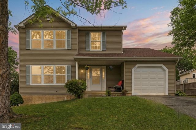 104 KAPOK CIR, Winchester, VA 22602