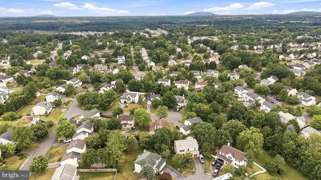 104 KAPOK CIR, Winchester, VA 22602